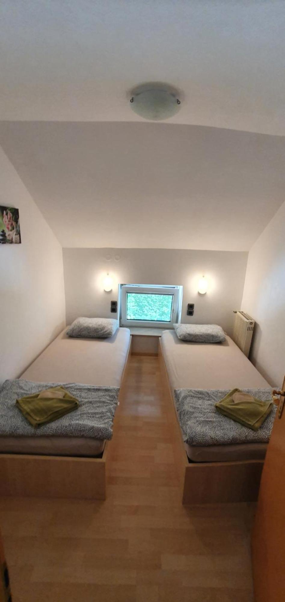 Apartma Jezerci Apartment Bled Bilik gambar